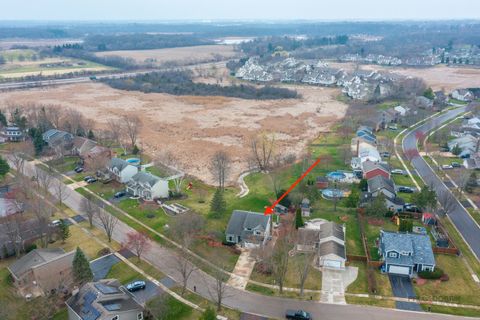 Tiny photo for 33124 N Shannon Drive, Grayslake, IL 60030 (MLS # 12608319)