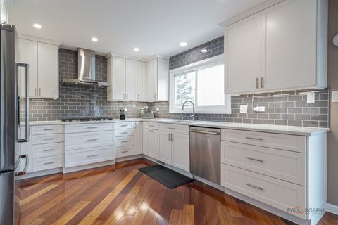 Tiny photo for 33124 N Shannon Drive, Grayslake, IL 60030 (MLS # 12608319)