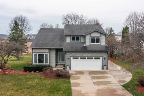 Tiny photo for 33124 N Shannon Drive, Grayslake, IL 60030 (MLS # 12608319)