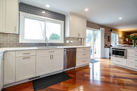 Tiny photo for 33124 N Shannon Drive, Grayslake, IL 60030 (MLS # 12608319)