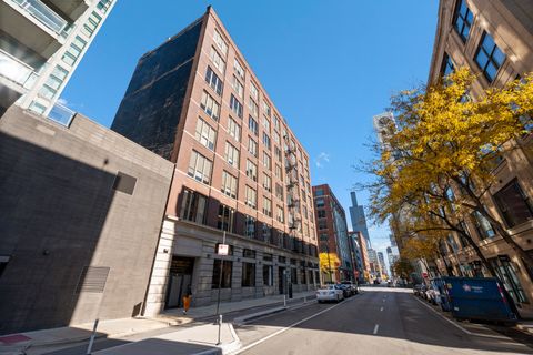 Tiny photo for 900 W JACKSON Boulevard #3W, Chicago, IL 60607 (MLS # 12605754)