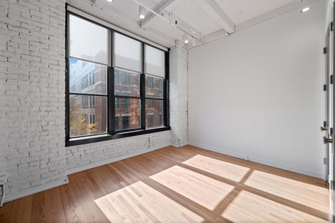 Tiny photo for 900 W JACKSON Boulevard #3W, Chicago, IL 60607 (MLS # 12605754)