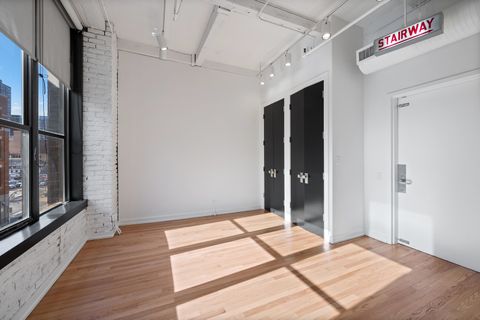 Tiny photo for 900 W JACKSON Boulevard #3W, Chicago, IL 60607 (MLS # 12605754)