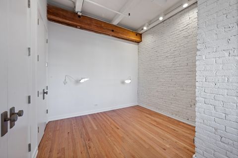 Tiny photo for 900 W JACKSON Boulevard #3W, Chicago, IL 60607 (MLS # 12605754)