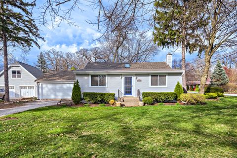 Photo of 250 Beauteau Street, Lake Zurich, IL 60047 (MLS # 12621923)