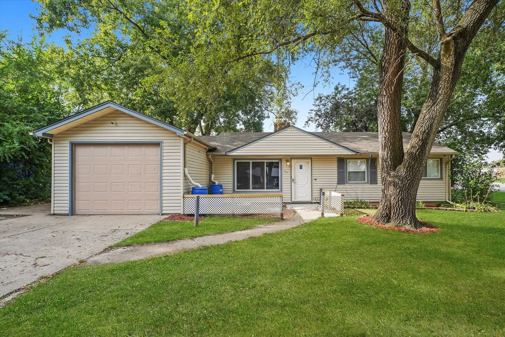 Photo for 300 Meota Street, Park Forest, IL 60466 (MLS # 12507412)