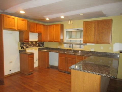 Tiny photo for 11761 S Vincennes Avenue, Chicago, IL 60643 (MLS # 12481349)