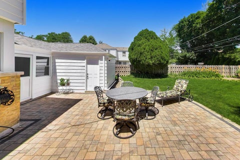 Tiny photo for 623 S Arlington Heights Road, Arlington Heights, IL 60005 (MLS # 12774851)