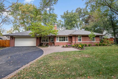 124 W Old Elm Road Lake Forest IL 60045