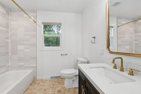 Tiny photo for 23 Oak Lawn Avenue, Yorkville, IL 60560 (MLS # 12446230)