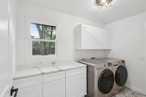 Tiny photo for 23 Oak Lawn Avenue, Yorkville, IL 60560 (MLS # 12446230)