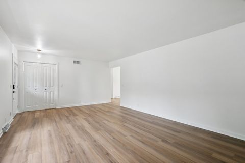 Tiny photo for 23 Oak Lawn Avenue, Yorkville, IL 60560 (MLS # 12446230)