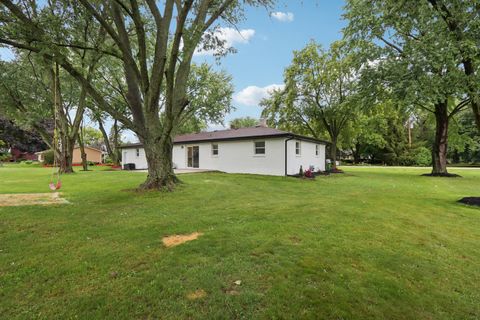 Tiny photo for 23 Oak Lawn Avenue, Yorkville, IL 60560 (MLS # 12446230)