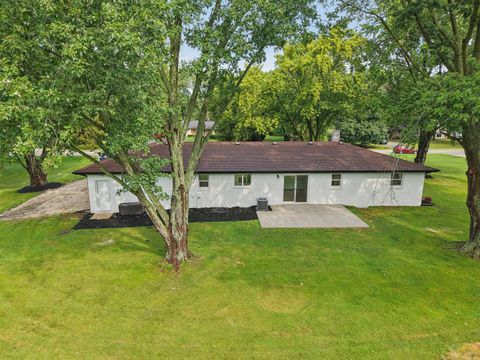 Tiny photo for 23 Oak Lawn Avenue, Yorkville, IL 60560 (MLS # 12446230)