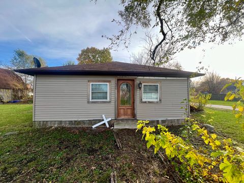 Tiny photo for 500 E 12th Street, Georgetown, IL 61846 (MLS # 12203993)