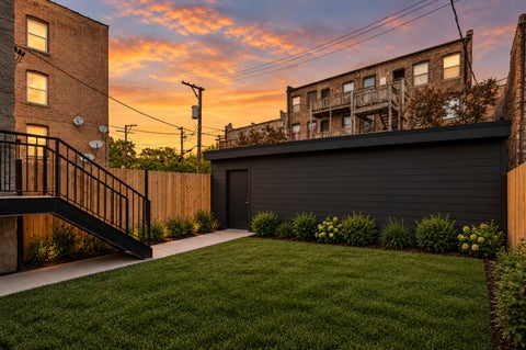 Tiny photo for 4717 S Ingleside Avenue, Chicago, IL 60615 (MLS # 12792798)