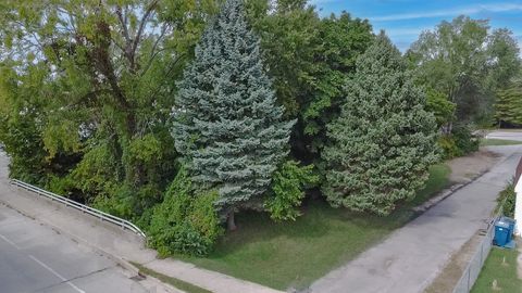 Tiny photo for 523 Bedford Road, Morris, IL 60450 (MLS # 12687425)