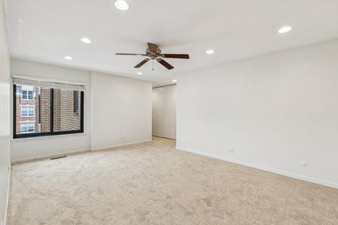 Tiny photo for 835 JUDSON Avenue #305, Evanston, IL 60202 (MLS # 12526646)