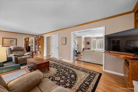 Tiny photo for 5N490 Hidden Springs Drive, St. Charles, IL 60175 (MLS # 12569788)