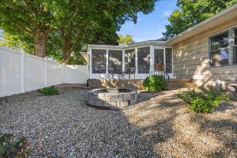 Tiny photo for 910 Warren Street, Chenoa, IL 61726 (MLS # 12790546)