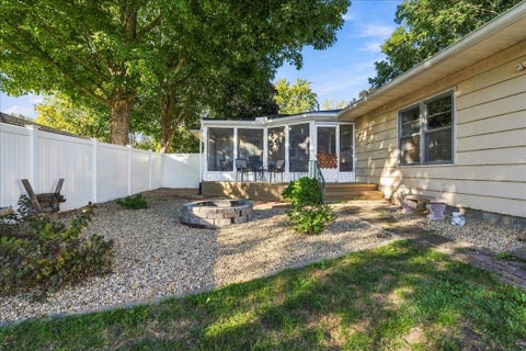 Tiny photo for 910 Warren Street, Chenoa, IL 61726 (MLS # 12790546)