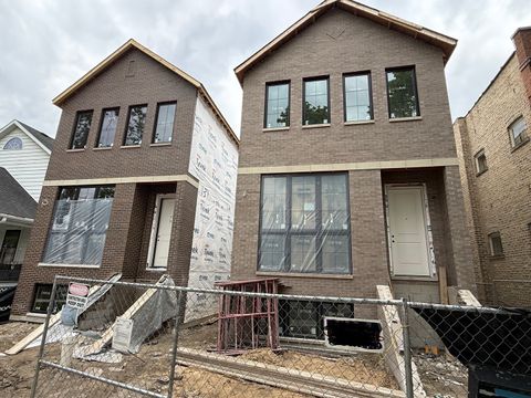 Photo of 6732 N Oxford Avenue, Chicago, IL 60631 (MLS # 12642524)