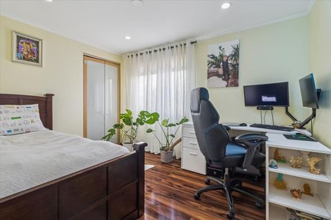 Tiny photo for 705 Lakeside Cir Drive, Wheeling, IL 60090 (MLS # 12501370)