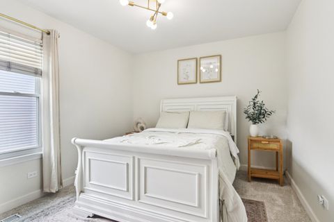 Tiny photo for 584 Lakewood Farms Drive, Bolingbrook, IL 60490 (MLS # 12467701)