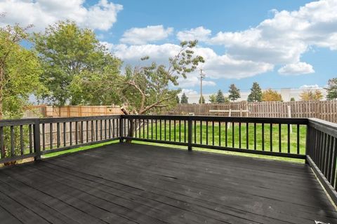 Tiny photo for 584 Lakewood Farms Drive, Bolingbrook, IL 60490 (MLS # 12467701)