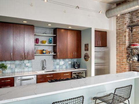 Tiny photo for 1910 S Indiana Avenue #321, Chicago, IL 60616 (MLS # 12484218)