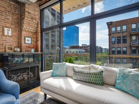 Tiny photo for 1910 S Indiana Avenue #321, Chicago, IL 60616 (MLS # 12484218)