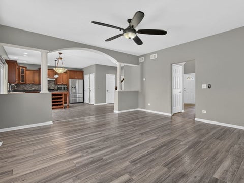 Tiny photo for 1010 Heritage Drive, Diamond, IL 60416 (MLS # 12772820)