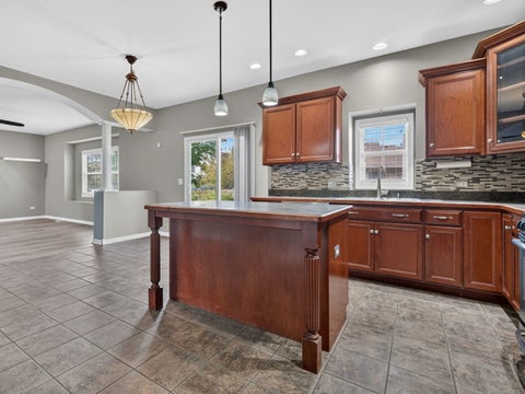 Tiny photo for 1010 Heritage Drive, Diamond, IL 60416 (MLS # 12772820)