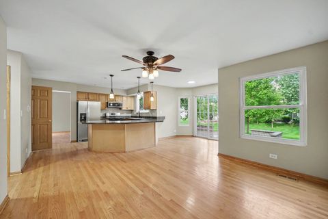 Tiny photo for 664 Aspen Drive, Romeoville, IL 60446 (MLS # 12700228)