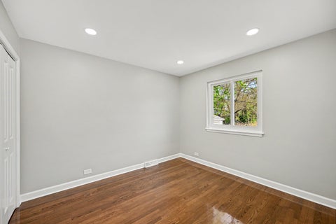 Tiny photo for 507 N Kenilworth Avenue, Glen Ellyn, IL 60137 (MLS # 12713181)