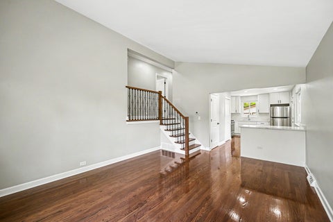Tiny photo for 507 N Kenilworth Avenue, Glen Ellyn, IL 60137 (MLS # 12713181)