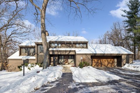 43W880 Pathfinder Drive Elburn IL 60119