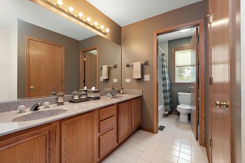 Tiny photo for 8643 SHIRE Court, Frankfort, IL 60423 (MLS # 12432016)