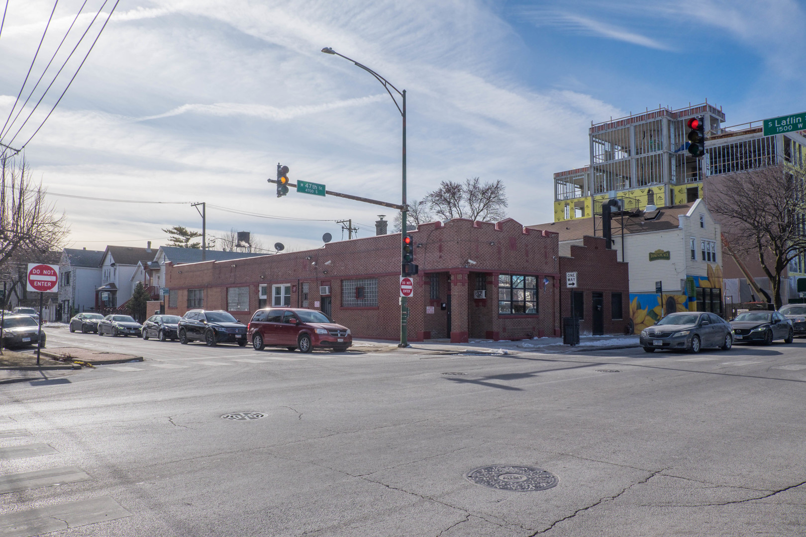 1501 W 47th Street