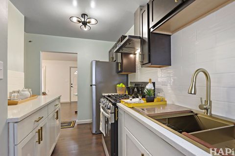 Tiny photo for 2440 W Cheyenne Road, Waukegan, IL 60087 (MLS # 12525850)