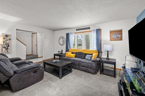 Tiny photo for 3005 N Pine Street, Davenport, IA 52804 (MLS # 12632008)