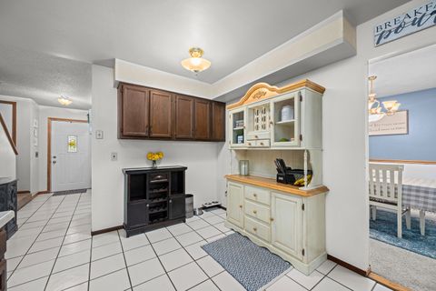 Tiny photo for 3005 N Pine Street, Davenport, IA 52804 (MLS # 12632008)