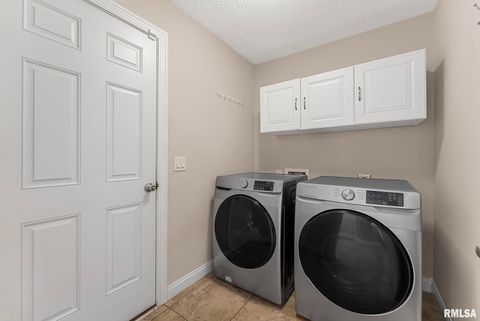 Tiny photo for 6451 FRIENDSHIP Path, Bettendorf, IA 52722 (MLS # QC4267390)