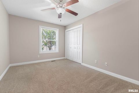 Tiny photo for 6451 FRIENDSHIP Path, Bettendorf, IA 52722 (MLS # QC4267390)