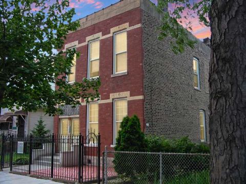 2148 W Erie Street Chicago IL 60612