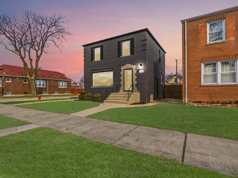 Tiny photo for 600 E 87th Place, Chicago, IL 60619 (MLS # 12615927)