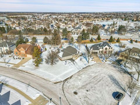 Tiny photo for 3700 Monarch Circle, Naperville, IL 60564 (MLS # 12552349)