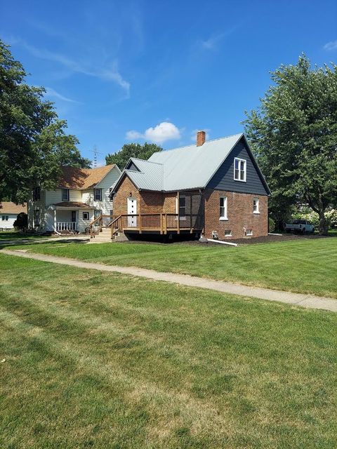 Tiny photo for 410 S Main Street, Flanagan, IL 61740 (MLS # 12446162)