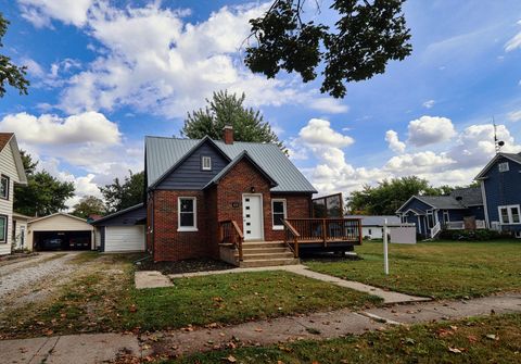 Tiny photo for 410 S Main Street, Flanagan, IL 61740 (MLS # 12446162)