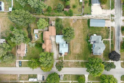 Tiny photo for 410 S Main Street, Flanagan, IL 61740 (MLS # 12446162)